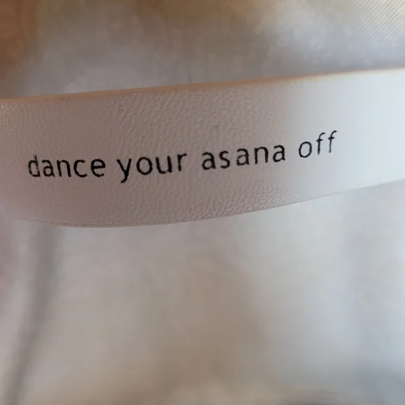 lululemon athletica Black Crossbody Bag - Picture 8 of 16